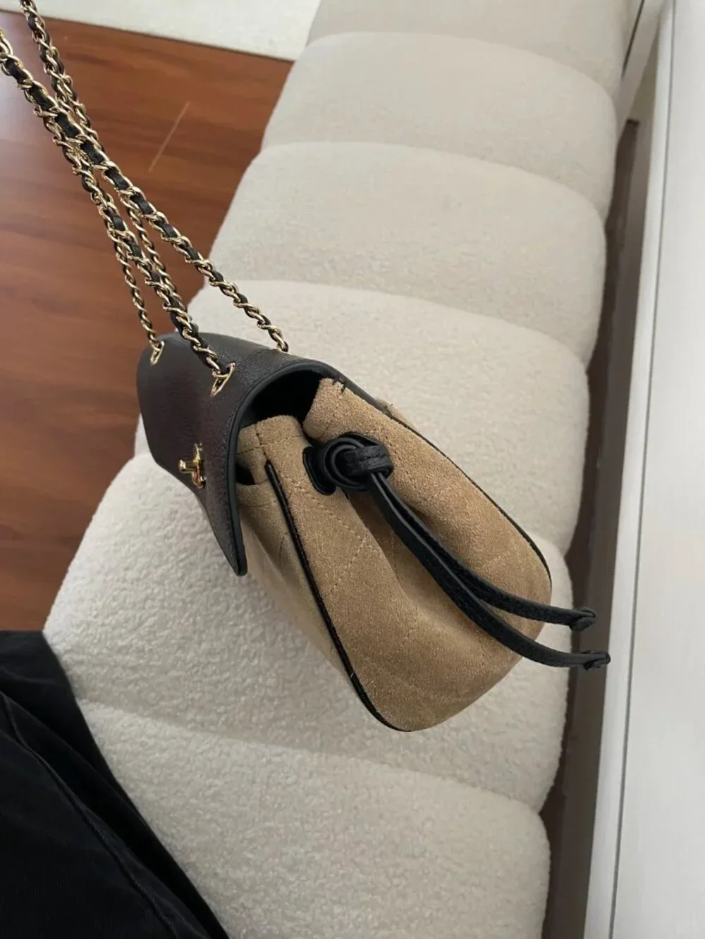 CHANEL please see